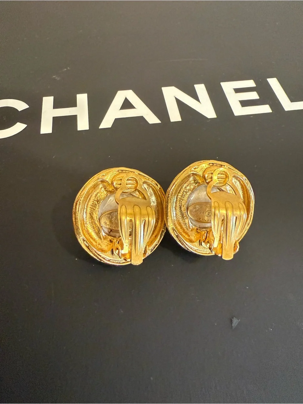 Chanel Vintage Clip-On Earrings Gold Plated w/ Faux Pearl – 94A